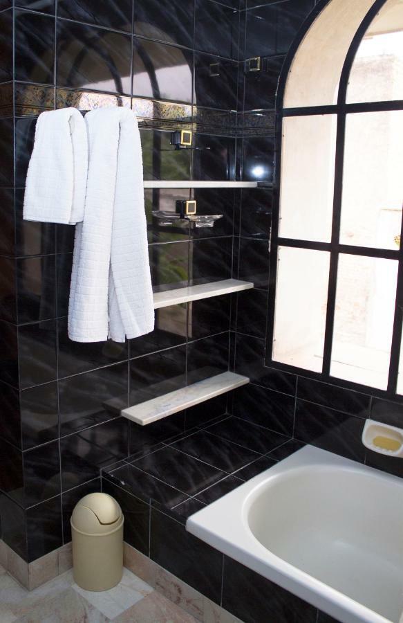 Lo De Viviana Bed & Breakfast San Salvador de Jujuy Ngoại thất bức ảnh